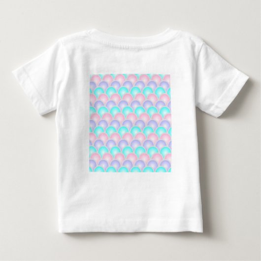 かわいいパステル紫ピンクターコイズマーメイドスケール ベビーTシャツ (裏面)