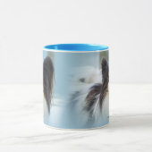 かわいいパピヨンスパニエル犬ドッグアットザ波止場 マグカップ (中央)