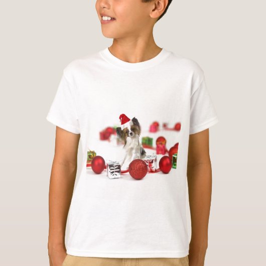 かわいいパピヨン犬のクリスマスサンタ帽子 Tシャツ (正面)
