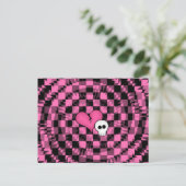 かわいいパンク熱ピンクと黒のハートとスカル ポストカード (スタンド正面)