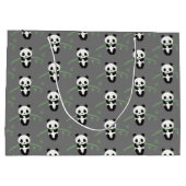 かわいいパンダクマ竹パターングレー ラージペーパーバッグ (裏面)