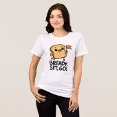 かわいいパン切り漫画 – "Bready, Set, Go!" トライブレンドTシャツ (正面全面)