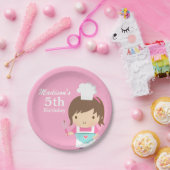 かわいいパン屋のシェフの女の子の料理のベーキングの誕生会 ペーパープレート (パーティー)