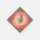 かわいいパーソナライズされたキウイの誕生日の漫画 スタンダードカクテルナプキン (角)