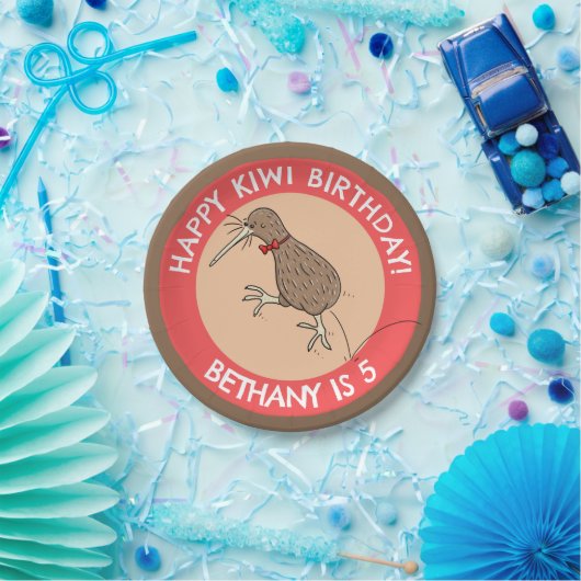 かわいいパーソナライズされたキウイの誕生日の漫画 ペーパープレート (パーティー)