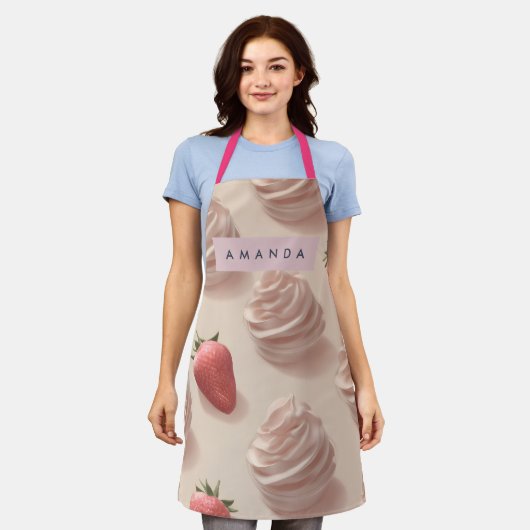かわいいパーソナライズされたスイートストロベリークリームパステル エプロン (着用した状態)