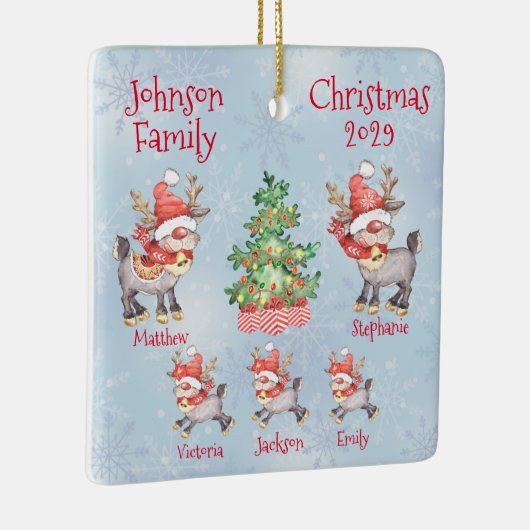 かわいいパーソナライズされたトナカイ5の家族 セラミックオーナメント (右)