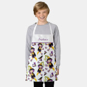 かわいいパーソナライズされたハロウィーン魔女柄エプロン エプロン (着用した状態)