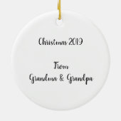 かわいいパーソナライズされたペンギンのクリスマス セラミックオーナメント (裏面)