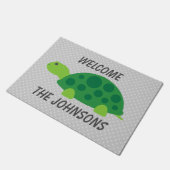 かわいいパーソナライズされた亀の水玉模様ウェルカムドアマット ドアマット (アングル)