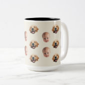 かわいいパーソナライズされた家族顔2枚の写真マグカップ ツートーンマグカップ (正面右)