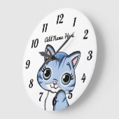 かわいいパーソナライズされた青い子猫の大きな時計 ラージ壁時計 (傾斜)