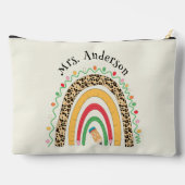 かわいいヒョウのレインボー先生デイギフトベージュ色ホワイト アクセサリーポーチ (裏面)