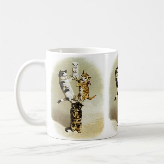 かわいいビクトリアンヴィンテージ猫遊たちユーモア コーヒーマグカップ (左)
