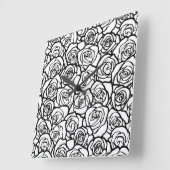 かわいいビンテージの黒と白のバラ スクエア壁時計 (傾斜)