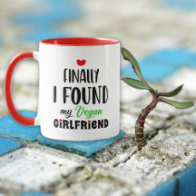 かわいいビーガンガールフレンド