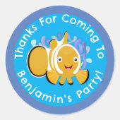 かわいいピエロパーソナライズされたの誕生日の漫画 ラウンドシール (正面)