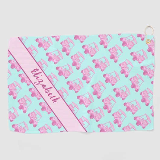 かわいいピンクとティール（緑がかった色）のゴルフカーパーソナライズされたト名 ゴルフタオル (横)