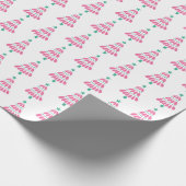 かわいいピンクと緑のクリスマスツリー ラッピングペーパー (角)