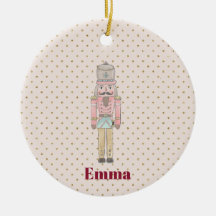 かわいいピンクのくるみ割り