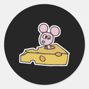 かわいいピンクのねずみ スイスチーズの中に ラウンドシール