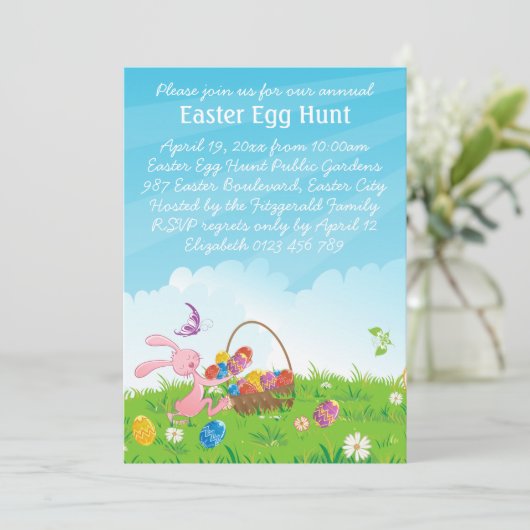 かわいいピンクのイースターのウサギのイースターエッグの狩り 招待状 (スタンド正面)
