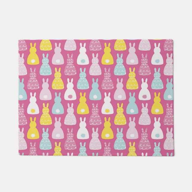 かわいいピンクのイースターバニーのウサギのパターン ドアマット (正面)