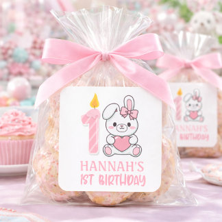 かわいいピンクのウサギのロウソクの女の子の1歳の誕生日 スクエアシール