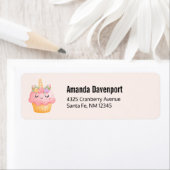 かわいいピンクのカップケーキユニコーンとバラ ラベル (インサイチュ)