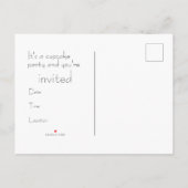 かわいいピンクのカップケーキ誕生日発表葉書 案内ポストカード (裏面)