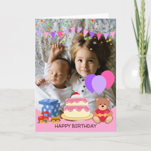 かわいいピンクのキッズトイズ誕生祝い写真 カード (正面)