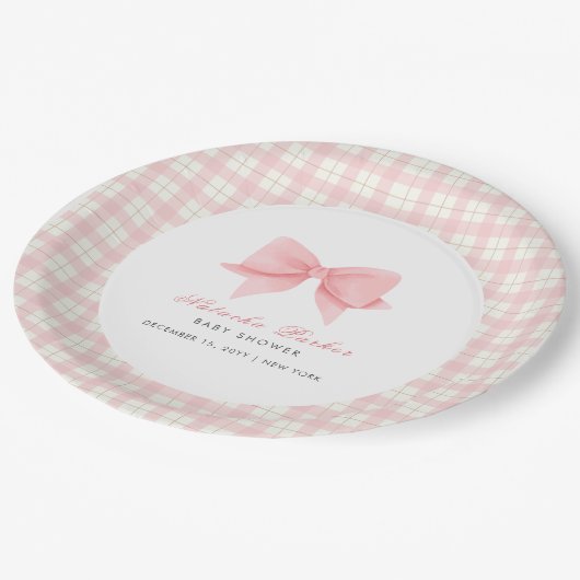 かわいいピンクのギンガムプレイドボウガールベビーシャワー ペーパープレート (アングル)