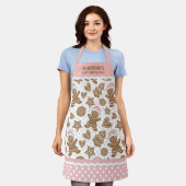 かわいいピンクのクリスマスクッキーベーキングクルー エプロン (着用した状態)