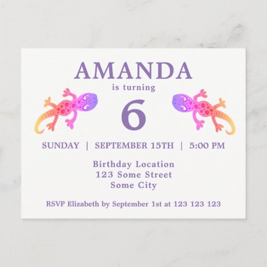 かわいいピンクのゲッコ女子バースデーパーティー インビテーションポストカード (裏面)