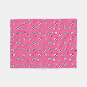 かわいいピンクのサッカーパターン フリースブランケット (正面(横))