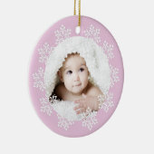 かわいいピンクのスノーフレークのフレームガールフォトクリスマス セラミックオーナメント (右)
