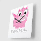 かわいいピンクのディノかわいい漫画 スクエア壁時計 (傾斜)