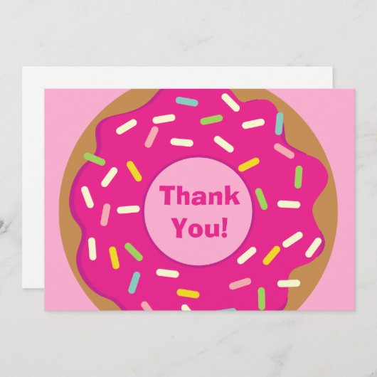 かわいいピンクのデコレーションが施されたドーナツの子供の誕生日パーティー サンキューカード (正面/裏面)