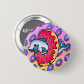 かわいいピンクのドーナツに甘い笑顔のイルカ 缶バッジ (正面&裏面)