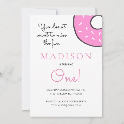 かわいいピンクのドーナツ女の子ターニングワンファースト誕生日 招待状 (正面)