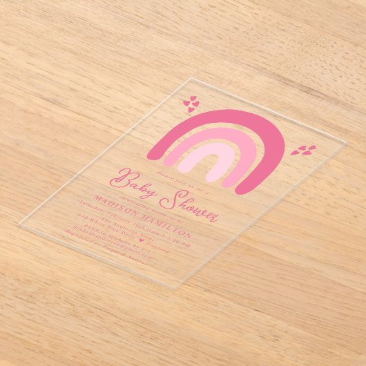 かわいいピンクのハートと虹の赤ちゃんシャワー アクリル招待状 (レイダウン)