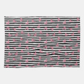 かわいいピンクのハートパターン キッチンタオル (横)