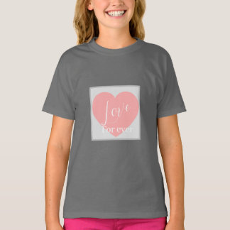 かわいいピンクのハート.love.ロマンチックエプロン tシャツ