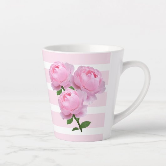 かわいいピンクのバラの花のラテ マグカップ (右)