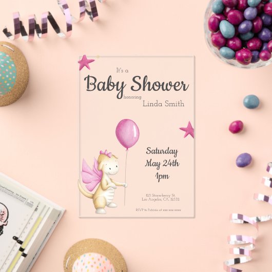 かわいいピンクのフェアリーテイルドラゴン女の子ベビーシャワー アクリル招待状 (インサイチュ (お祝い))