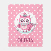 かわいいピンクのフクロウと水玉模様 フリースブランケット (正面)