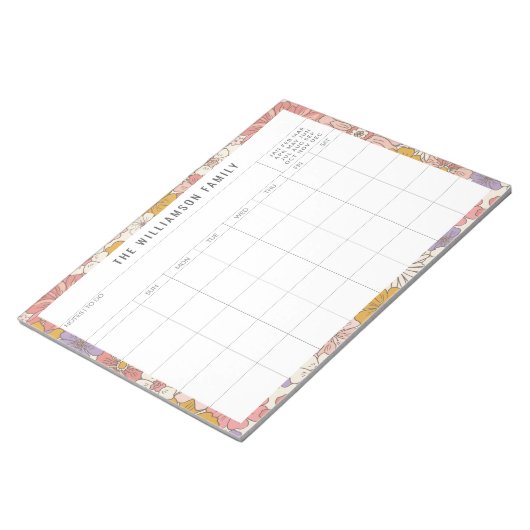 かわいいピンクのフローラシンプルファミリープランナーカレンダー ノートパッド (アングル)