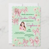 かわいいピンクのフローラボウガーリーフォト誕生日 招待状 (正面)