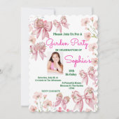 かわいいピンクのフローラボウガーリーフォト誕生日 招待状 (正面)