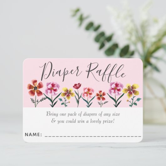 かわいいピンクのフローラ女の子の赤ちゃんシャワーおむつラッフル エンクロージャーカード (スタンド正面)